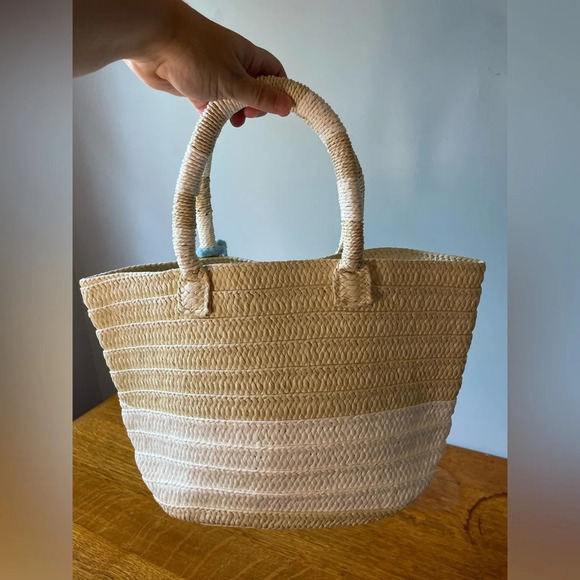 Altru NWOT Straw Bag Beach Tassel Cream White Stripe Purse Boho Tote Blue Roomy - Picture 5 of 16